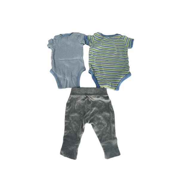 Cloud Island Cuddle Time Carter's Bodysuits Pants Baby Boys Newborn 0-3 Months - Picture 2 of 5